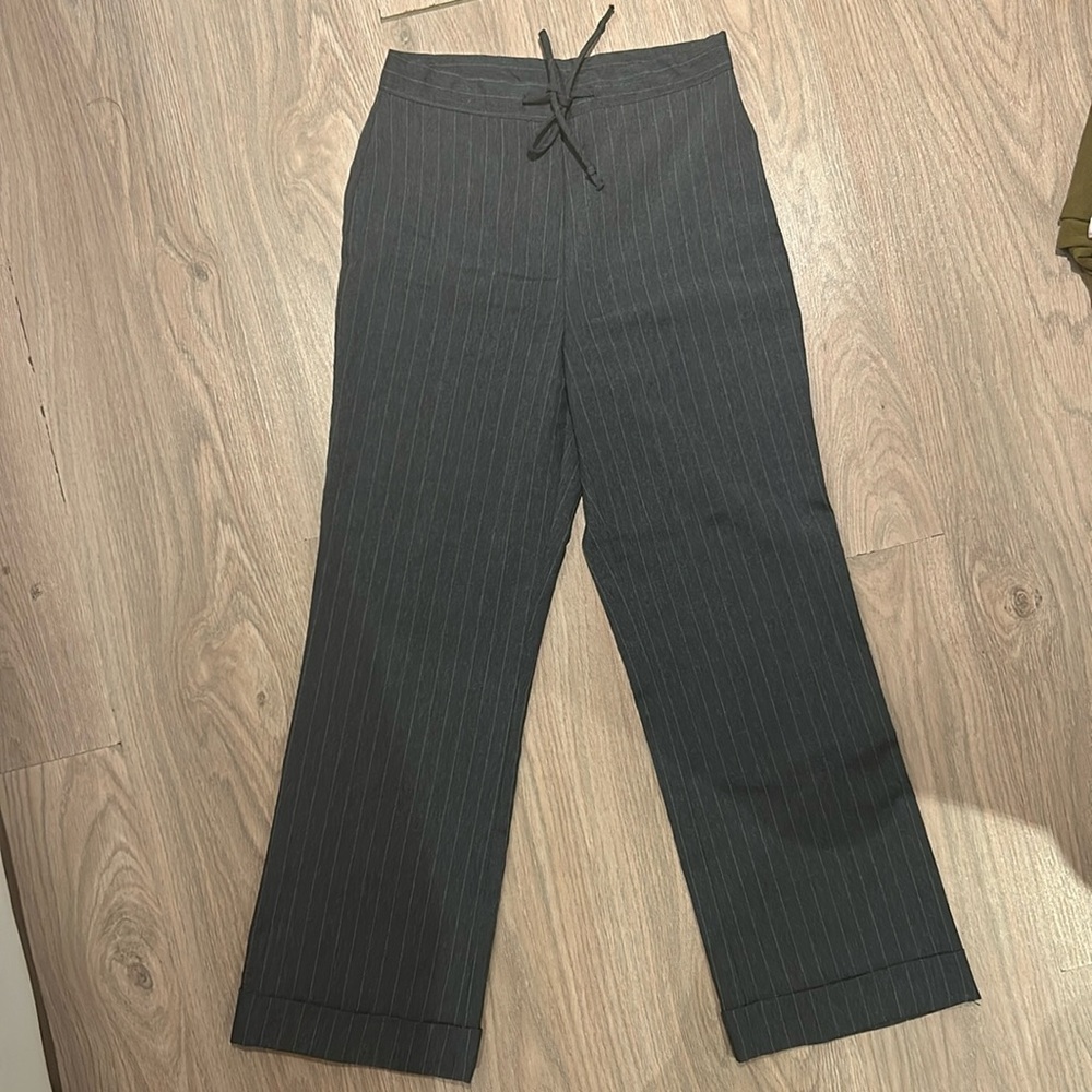 Vintage Garage high waisted pinstripe wide leg pant with drawstring (size 1/2)
